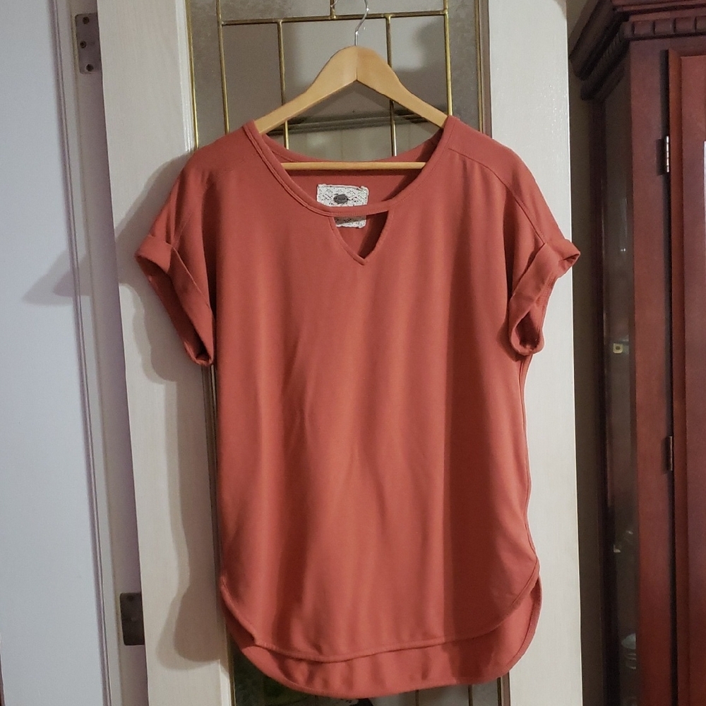 CUPIO Women's Rust Top